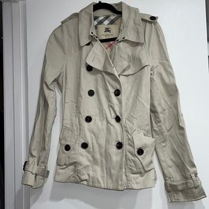 Burberry short coat
